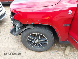 2018 Jeep Grand Cherokee Trailhawk с VIN 1C4RJFLT2JC105507, выставлен на аукционе IAAI как лот 42388383 с пробегом 67 725 миль миль и . История ставок и продаж доступна на DreamBid. Изображение 18.