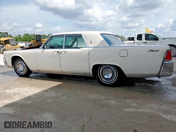 1964 Lincoln Continental z VIN 4Y82N417604, wystawiony jako Copart lot #58056575 z przebiegiem 37 412 mil mil oraz Szkoda całkowita • Salvage title. Historia ofert i sprzedaży dostępna na DreamBid. Obrazek 2.