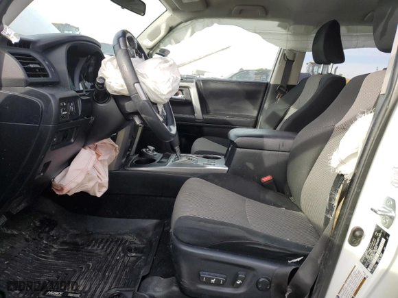 2019 Toyota 4Runner SR5 with VIN JTEBU5JR7K5680472, listed as a Copart auction lot 46101035 with 70,567 mi miles and Salvage Title. Bid and sale history available at carsss.com. Image 7.