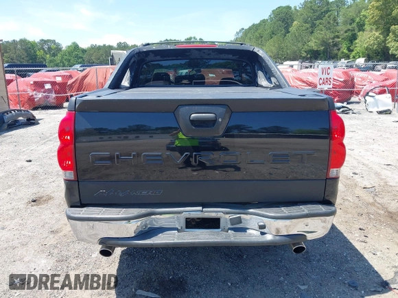 2003 Chevrolet Avalanche with VIN 3GNEC13T03G327322, listed as a IAAI auction lot 42309223 with 223,727 mi miles and . Bid and sale history available at DreamBid. Image 16.