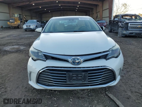 2018 Toyota Avalon Hybrid XLE Plus z VIN 4T1BD1EBXJU059818, wystawiony jako Copart lot #88440805 z przebiegiem 129 346 mil mil oraz Szkoda całkowita • Salvage title. Historia ofert i sprzedaży dostępna na DreamBid. Obrazek 5.