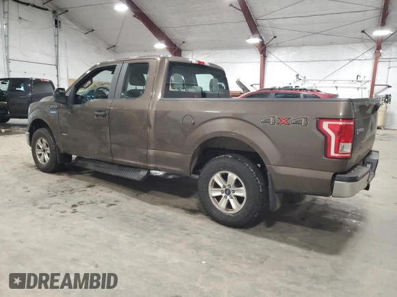 2016 Ford F-150 XLT with VIN 1FTEX1EP0GFD57599, listed as a Copart auction lot 49491735 with 162,253 mi miles and Salvage Title. Bid and sale history available at carsss.com. Image 2.