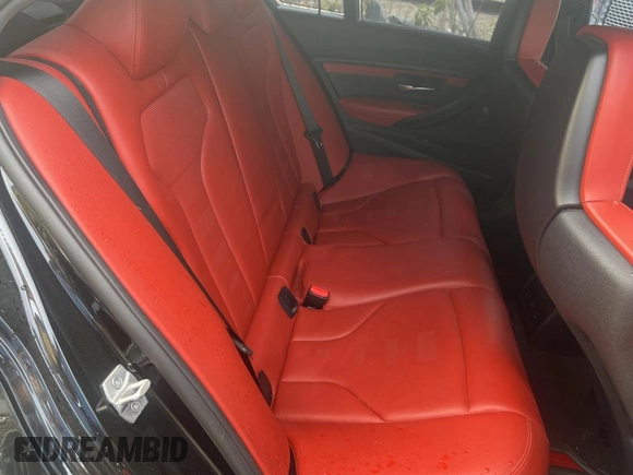 2018 BMW M3 z VIN WBS8M9C55J5J78860, wystawiony jako Copart lot #55635395 z przebiegiem 20 754 mil mil oraz Szkody całkowita. Historia ofert i sprzedaży dostępna na DreamBid. Obrazek 6.