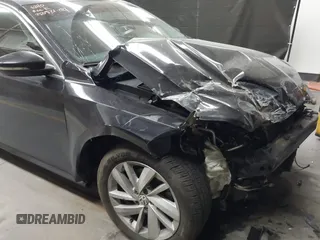 2018 Volkswagen Passat SE z VIN 1VWBA7A34JC016240, wystawiony jako IAAI lot #42339094 z przebiegiem 88 969 mil mil oraz . Historia ofert i sprzedaży dostępna na DreamBid. Obrazek 6.