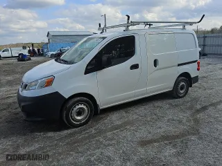 2014 Nissan NV200 SV with VIN 3N6CM0KN2EK692690, listed as a Copart auction lot 44017865 with 145311 miles and Clean Title. Bid and sale history available at carsss.com. Image 1.