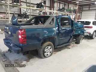 2007 Chevrolet Avalanche LTZ with VIN 3GNFK12357G128703, listed as a IAAI auction lot 41211475 with Not Provided miles and . Bid and sale history available at DreamBid. Image 4.