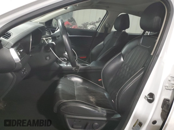 2021 Genesis G70 2.0T with VIN KMTG44LAXMU070314, listed as a Copart auction lot 88990385 with 52,517 mi miles and Salvage title. Bid and sale history available at DreamBid. Image 7.