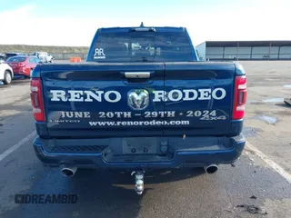 2022 Ram 1500 Limited z VIN 1C6SRFHT2NN272356, wystawiony jako IAAI lot #41209828 z przebiegiem 47 713 mil mil oraz . Historia ofert i sprzedaży dostępna na DreamBid. Obrazek 16.