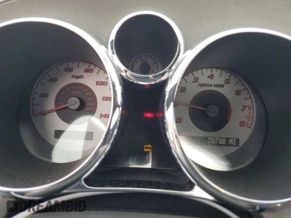 2008 Pontiac Solstice z VIN 1G2MB35B88Y107998, wystawiony jako Copart lot #49872315 z przebiegiem 70 788 mil mil oraz Czysty tytuł • Clean title. Historia ofert i sprzedaży dostępna na DreamBid. Obrazek 9.