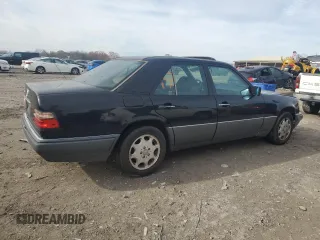 1995 Mercedes-Benz E Class with VIN WDBEA32EXSC164112, listed as a Copart auction lot 82480354 with 187,044 mi miles and Clean Title. Bid and sale history available at carsss.com. Image 3.