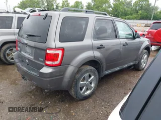 2012 Ford Escape XLT с VIN 1FMCU9DG8CKB40752, выставлен на аукционе IAAI как лот 42644230 с пробегом 198 696 миль миль и . История ставок и продаж доступна на DreamBid. Изображение 4.