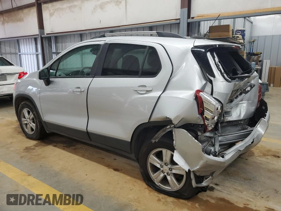 2021 Chevrolet Trax LT with VIN KL7CJPSB8MB331871, listed as a Copart auction lot 65977934 with 69,316 mi miles and Salvage Title. Bid and sale history available at carsss.com. Image 2.