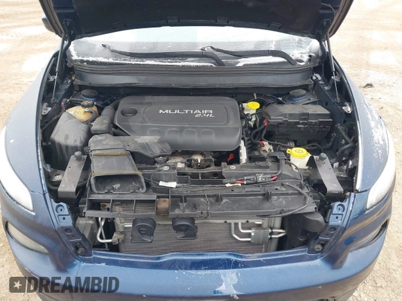 2018 Jeep Cherokee Latitude with VIN 1C4PJLCB2JD573518, listed as a IAAI auction lot 41254230 with Not provided miles and . Bid and sale history available at DreamBid. Image 10.