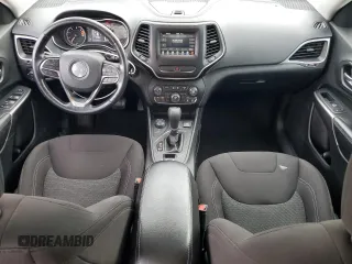 2019 Jeep Cherokee Latitude с VIN 1C4PJMCBXKD489213, выставлен на аукционе Copart как лот 62605505 с пробегом 136 032 миль миль и Списание • Salvage title. История ставок и продаж доступна на DreamBid. Изображение 8.