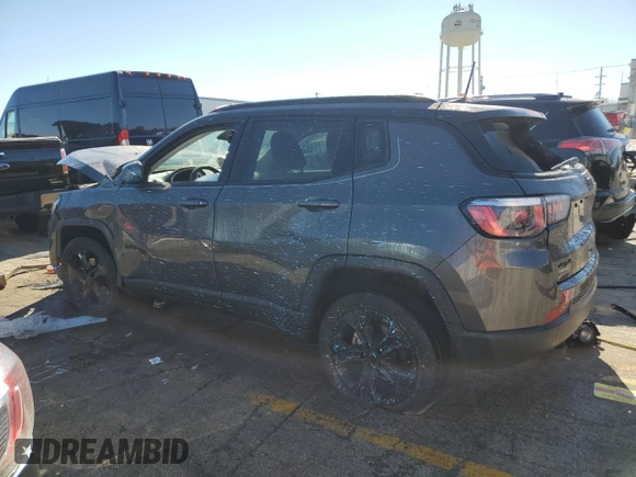 2020 Jeep Compass Latitude z VIN 3C4NJDBB0LT228175, wystawiony jako Copart lot #74743464 z przebiegiem 79 354 mil mil oraz Szkoda całkowita • Salvage title. Historia ofert i sprzedaży dostępna na DreamBid. Obrazek 2.
