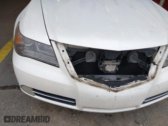 2011 Acura RL Technology with VIN JH4KB2F66BC000465, listed as a IAAI auction lot 41312767 with 129,418 mi miles and . Bid and sale history available at DreamBid. Image 19.