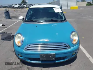 2007 MINI Hardtop with VIN WMWMF335X7TT54929, listed as a IAAI auction lot 42173757 with 71,496 mi miles and . Bid and sale history available at DreamBid. Image 13.