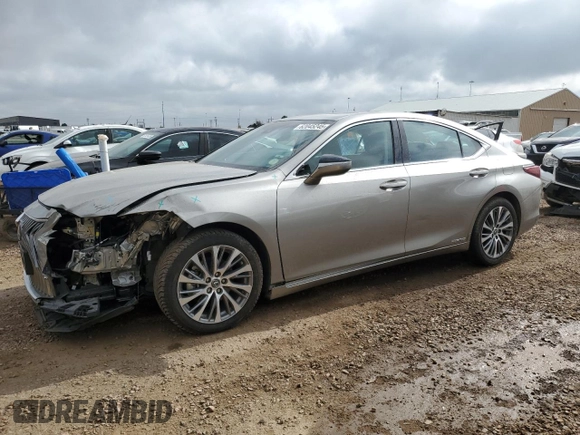 2020 Lexus ES 300h with VIN 58AD21B19LU007702, listed as a Copart auction lot 62045245 with 24,943 mi miles and Salvage title. Bid and sale history available at DreamBid. Image 1.