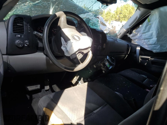 2010 Chevrolet Silverado 1500 LS with VIN 1GCSCREA2AZ140862, listed as a Copart auction lot 75449484 with Not Provided miles and Salvage Title. Bid and sale history available at DreamBid. Image 8.