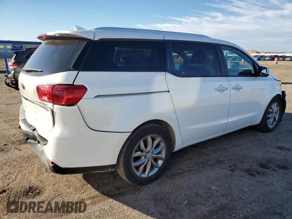 2021 Kia Sedona LX with VIN KNDMB5C19M6673451, listed as a Copart auction lot 78464884 with 70,498 mi miles and Salvage Title. Bid and sale history available at carsss.com. Image 3.