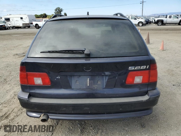 2000 BMW 5 Series 528iAt with VIN WBADP634XYBV64797, listed as a Copart auction lot 71316904 with 163,267 mi miles and Salvage Title. Bid and sale history available at carsss.com. Image 6.