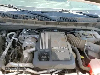 2022 Chevrolet Silverado 1500 LT z VIN 1GCUDDET6NZ607524, wystawiony jako Copart lot #56505465 z przebiegiem 97 499 mil mil oraz Szkoda całkowita • Salvage title. Historia ofert i sprzedaży dostępna na DreamBid. Obrazek 13.