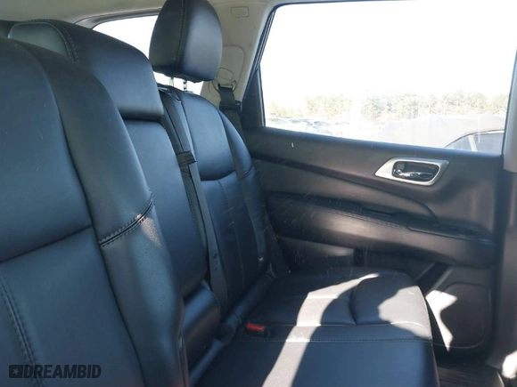 2015 Nissan Pathfinder Platinum with VIN 5N1AR2MM9FC619248, listed as a IAAI auction lot 41818038 with 128,071 mi miles. Bid and sale history available at carsss.com. Image 8.