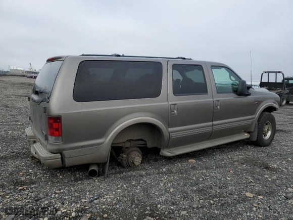 2002 Ford Excursion Limited with VIN 1FMSU43FX2ED70622, listed as a Copart auction lot 87723895 with NaN miles and Salvage Title. Bid and sale history available at carsss.com. Image 3.