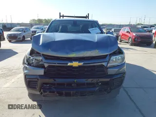 2021 Chevrolet Colorado 2WD Work Truck z VIN 1GCGSBEA4M1109275, wystawiony jako IAAI lot #41881866 z przebiegiem 62 077 mil mil oraz . Historia ofert i sprzedaży dostępna na DreamBid. Obrazek 13.