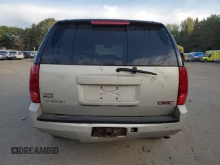 2007 GMC Yukon SLT with VIN 1GKFK13037J301361, listed as a Copart auction lot 73737044 with 271,585 mi miles and Clean Title. Bid and sale history available at carsss.com. Image 6.