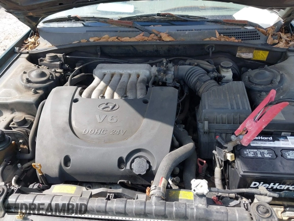 1999 Hyundai Sonata GLS with VIN KMHWF35V6XA107973, listed as a IAAI auction lot 42119318 with 174,231 mi miles. Bid and sale history available at carsss.com. Image 10.