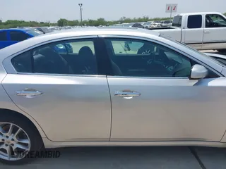 2014 Nissan Maxima SV with VIN 1N4AA5AP5EC464620, listed as a IAAI auction lot 42267412 with 147,129 mi miles and . Bid and sale history available at DreamBid. Image 13.