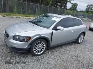 2008 Volvo C30 Version 1.0 z VIN YV1MK672682080579, wystawiony jako IAAI lot #42269498 z przebiegiem 217 040 mil mil oraz . Historia ofert i sprzedaży dostępna na DreamBid. Obrazek 14.