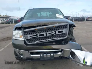 2008 Ford F-150 XLT with VIN 1FTPW14588FA17288, listed as a IAAI auction lot 41910178 with 182,016 mi miles. Bid and sale history available at carsss.com. Image 13.