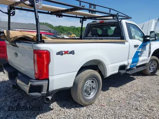 2023 Ford F-250 XL с VIN 1FTBF2BA8PEC60782, выставлен на аукционе IAAI как лот 42259327 с пробегом 22 665 миль миль и . История ставок и продаж доступна на DreamBid. Изображение 4.