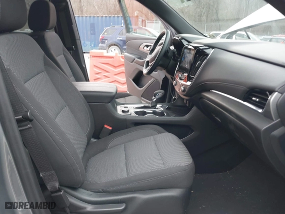 2023 Chevrolet Traverse LT Cloth with VIN 1GNEVGKW9PJ291370, listed as a IAAI auction lot 41678242 with 33,342 mi miles. Bid and sale history available at carsss.com. Image 5.