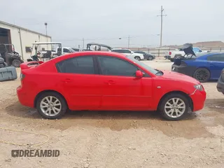 2007 Mazda Mazda3 i Sport with VIN JM1BK32FX71693508, listed as a IAAI auction lot 41934556 with 162,520 mi miles. Bid and sale history available at carsss.com. Image 13.