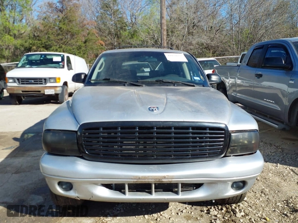 2001 Dodge Durango z VIN 1B4HS28N11F619257, wystawiony jako IAAI lot #41834255 z przebiegiem 180 080 mil mil oraz . Historia ofert i sprzedaży dostępna na DreamBid. Obrazek 6.