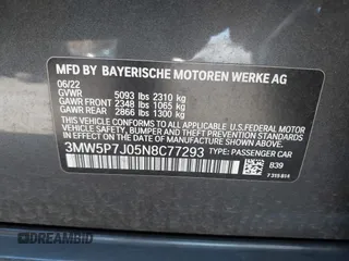 2022 BMW 3 Series 330e with VIN 3MW5P7J05N8C77293, listed as a IAAI auction lot 41322532 with 1 mi miles. Bid and sale history available at carsss.com. Image 9.
