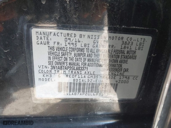 2016 Nissan Sentra SR with VIN 3N1AB7AP2GL683371, listed as a IAAI auction lot 41817502 with 82,072 mi miles. Bid and sale history available at carsss.com. Image 9.