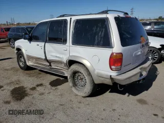 1998 Ford Explorer XLT with VIN 1FMZU32P7WZC30996, listed as a Copart auction lot 55173285 with 154,893 mi miles and Salvage title. Bid and sale history available at DreamBid. Image 2.