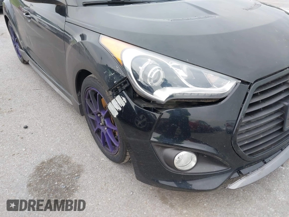 2013 Hyundai Veloster Turbo z VIN KMHTC6AE9DU097968, wystawiony jako IAAI lot #42307943 z przebiegiem 141 216 mil mil oraz . Historia ofert i sprzedaży dostępna na DreamBid. Obrazek 12.