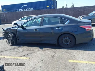 2015 Nissan Altima SL z VIN 1N4AL3APXFN914329, wystawiony jako IAAI lot #42323303 z przebiegiem 161 150 mil mil oraz . Historia ofert i sprzedaży dostępna na DreamBid. Obrazek 14.