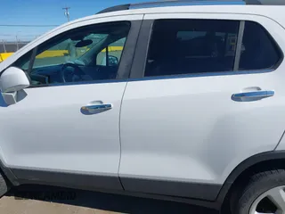 2015 Chevrolet Trax LTZ with VIN 3GNCJTSB2FL232354, listed as a IAAI auction lot 41701356 with 126,947 mi miles. Bid and sale history available at carsss.com. Image 14.