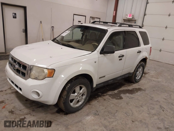 2008 Ford Escape XLT with VIN 1FMCU93128KA82058, listed as a IAAI auction lot 42005473 with 199,016 mi miles. Bid and sale history available at carsss.com. Image 2.