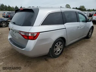 2011 Honda Odyssey EX-L with VIN 5FNRL5H63BB044583, listed as a Copart auction lot 72605274 with 203,862 mi miles and Salvage Title. Bid and sale history available at carsss.com. Image 3.