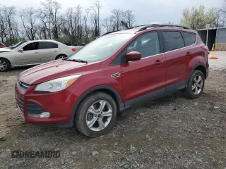 2013 Ford Escape SE with VIN 1FMCU0G94DUC06552, listed as a Copart auction lot 51740925 with 137,965 mi miles and Salvage Title. Bid and sale history available at carsss.com. Image 1.