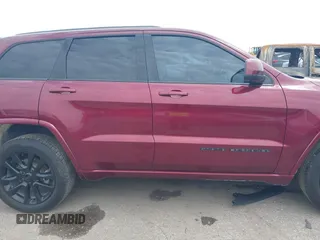 2020 Jeep Grand Cherokee Laredo E with VIN 1C4RJEAG1LC376416, listed as a IAAI auction lot 42368047 with 90,885 mi miles and . Bid and sale history available at DreamBid. Image 13.