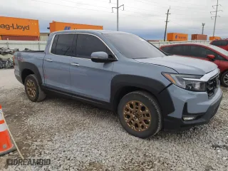 2022 Honda Ridgeline RTL-E with VIN 5FPYK3F79NB022081, listed as a Copart auction lot 47860935 with 43,305 mi miles and Salvage Title. Bid and sale history available at carsss.com. Image 4.