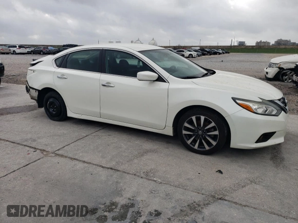 2017 Nissan Altima SV with VIN 1N4AL3AP8HC213044, listed as a Copart auction lot 51321995 with 86,255 mi miles and Salvage Title. Bid and sale history available at DreamBid. Image 4.